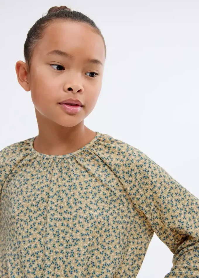 Camicetta con stampa floreale Camicetta con stampa floreale