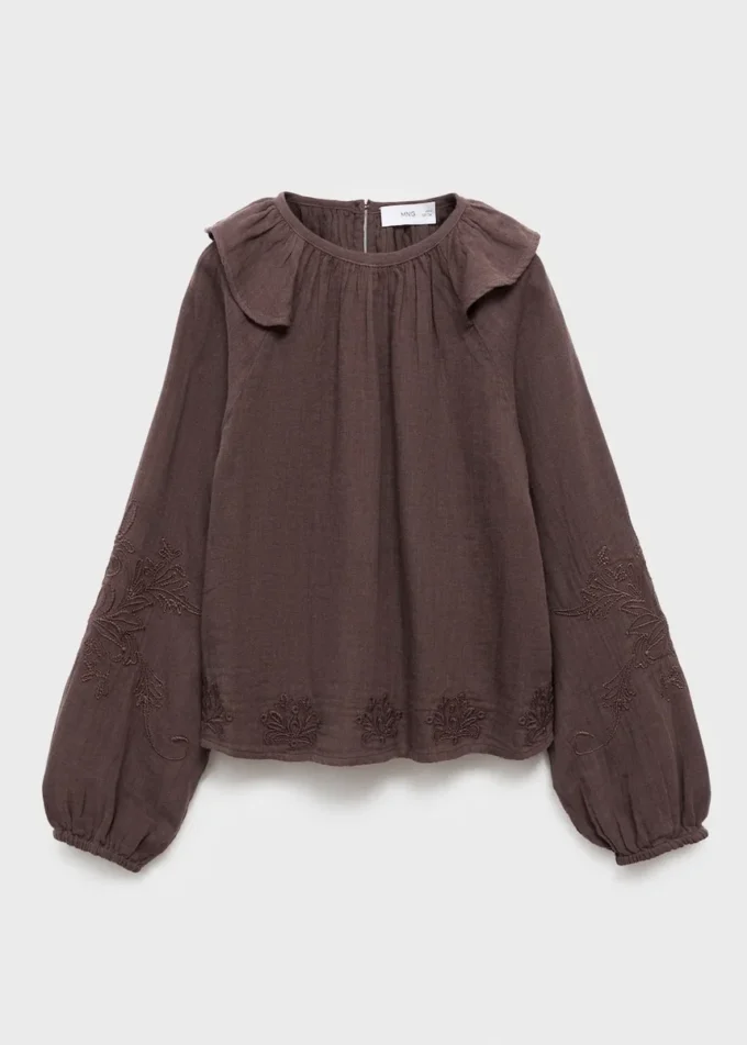 Camicetta con volant ricamati Camicetta con volant ricamati