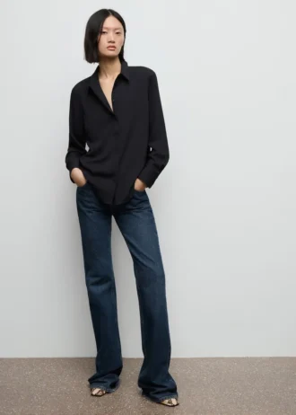 Camicetta fluida a maniche lunghe