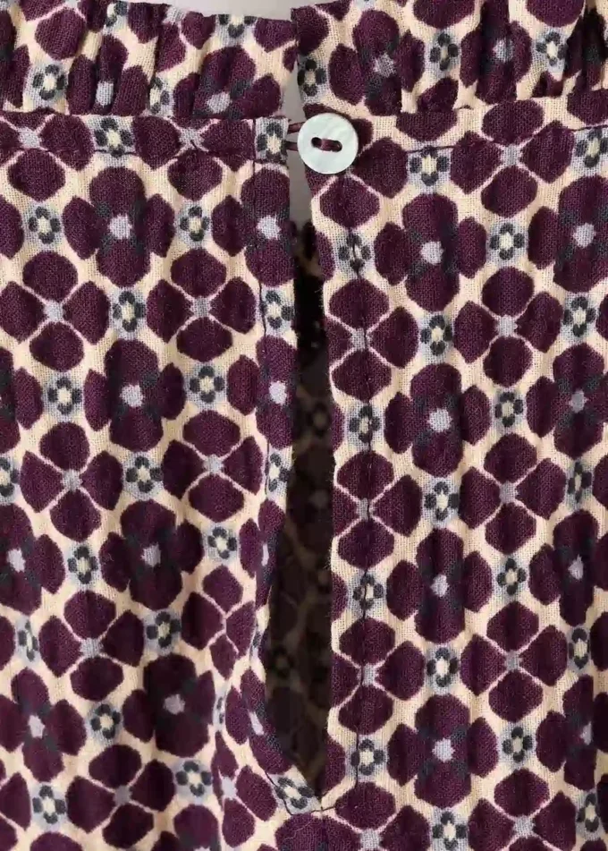 Camicetta in cotone a fiori Camicetta in cotone a fiori