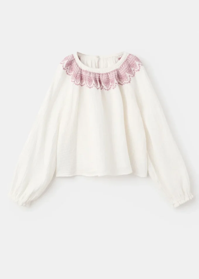 Camicetta in cotone ricamata Camicetta in cotone ricamata