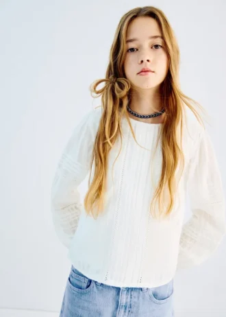 Camicetta in cotone ricamata Camicetta in cotone ricamata