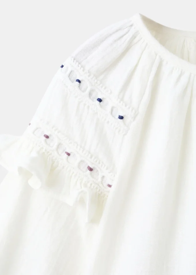 Camicetta in cotone ricamata Camicetta in cotone ricamata