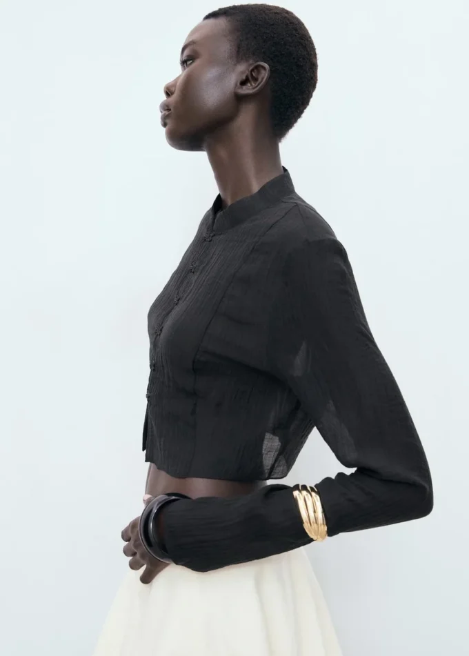 Camicetta in lyocell con alamari Camicetta in lyocell con alamari