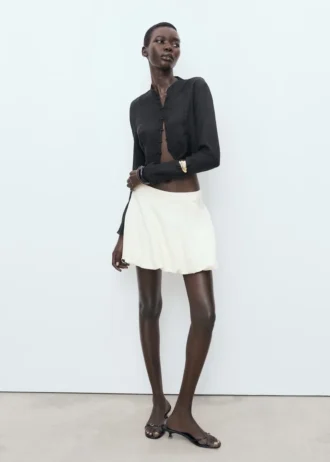 Camicetta in lyocell con alamari Camicetta in lyocell con alamari