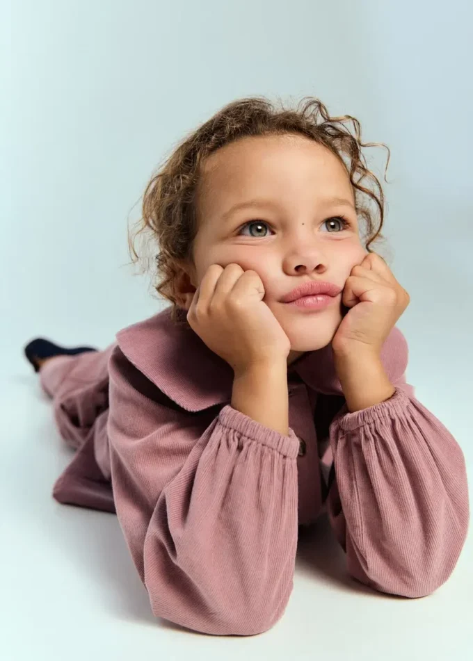 Camicetta in velluto a coste con colletto baby Camicetta in velluto a coste con colletto baby