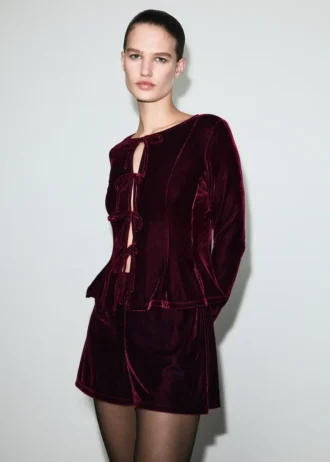 Camicetta in velluto con fiocchi