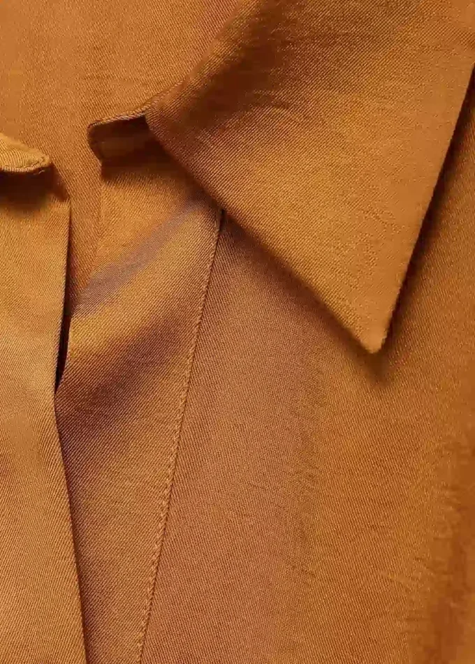 Camicetta incrociata in raso