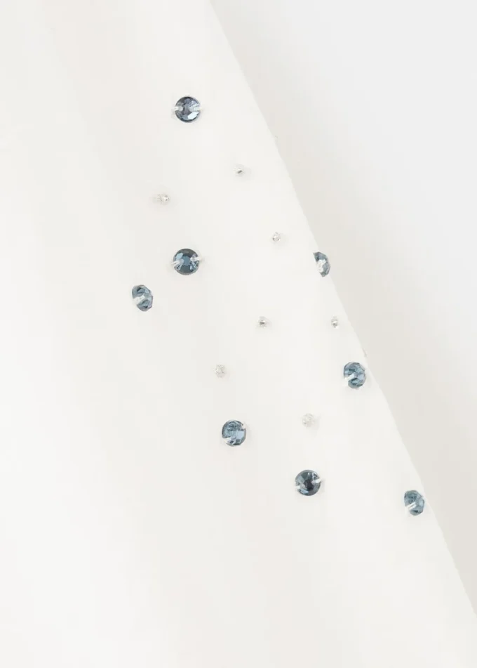 Camicetta ricamata con perline Camicetta ricamata con perline