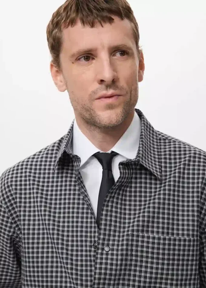 Camicia a quadri in cotone 100% dalla vestibilità morbida Camicia a quadri in cotone 100% dalla vestibilità morbida