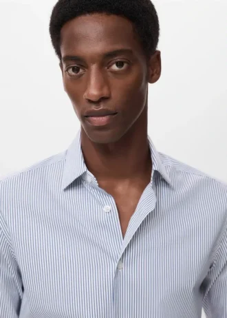 Camicia a righe in cotone non stropicciabile dalla vestibilità regolare