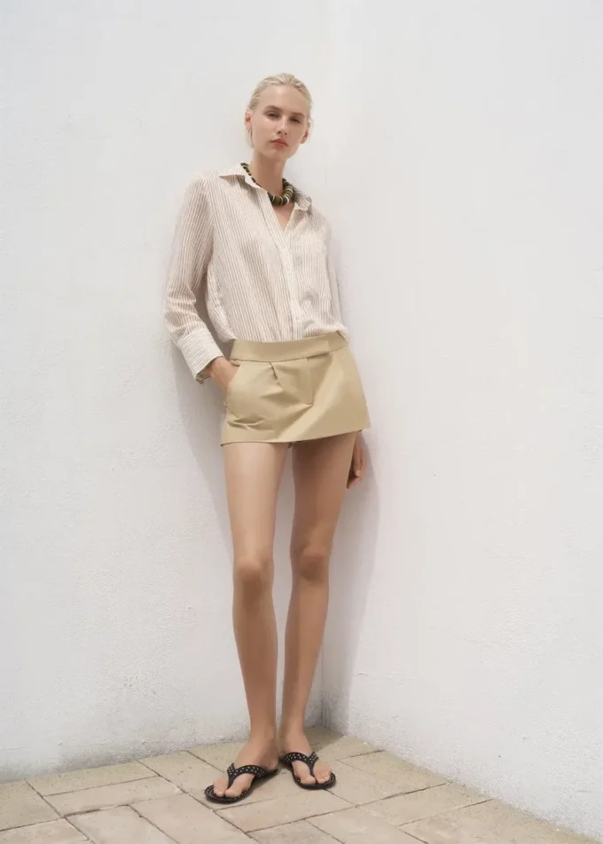 Camicia a righe semitrasparente Camicia a righe semitrasparente