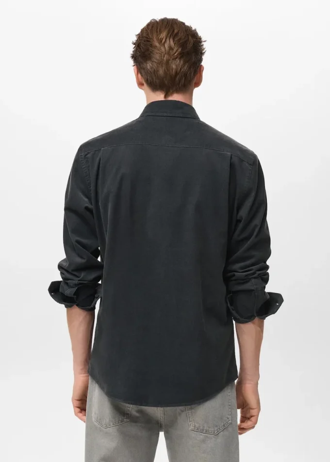 Camicia classica in micro velluto a coste Camicia classica in micro velluto a coste