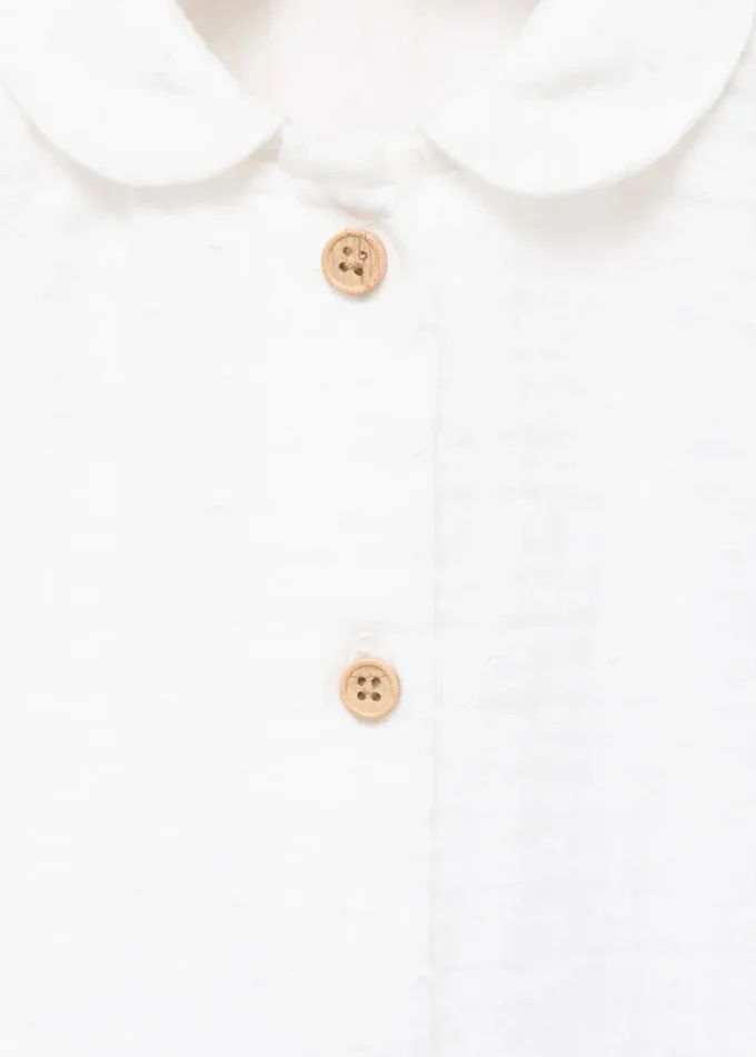 Camicia con colletto alla coreana e effetto stropicciato Camicia con colletto alla coreana e effetto stropicciato