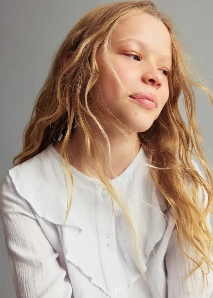 Camicia con volant increspati Camicia con volant increspati