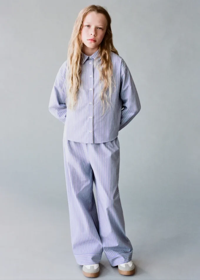 Camicia oversize in cotone a righe Camicia oversize in cotone a righe