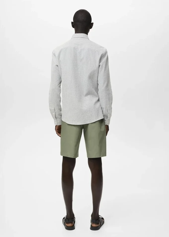 Camicia regular fit con texture a righe Camicia regular fit con texture a righe