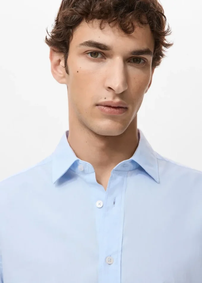 Camicia regular fit in cotone 100% Camicia regular fit in cotone 100%