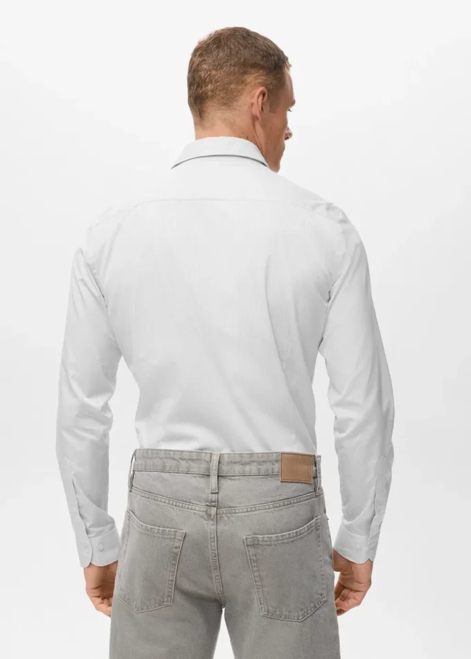 Camicia slim fit a righe 100% cotone Camicia slim fit a righe 100% cotone