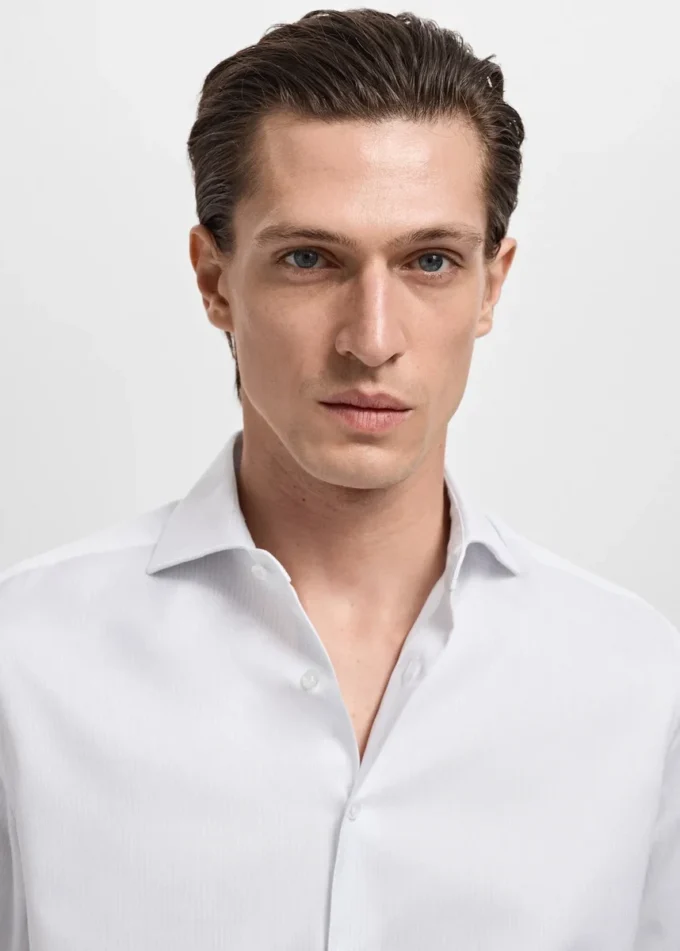 Camicia slim fit in cotone a righe Camicia slim fit in cotone a righe