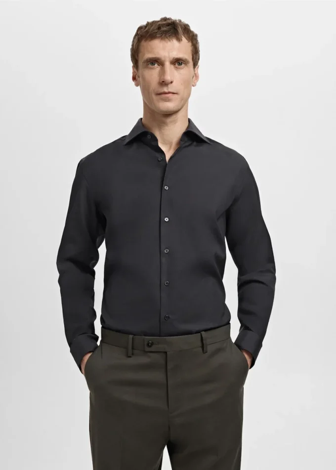 Camicia slim fit in popeline di cotone Camicia slim fit in popeline di cotone