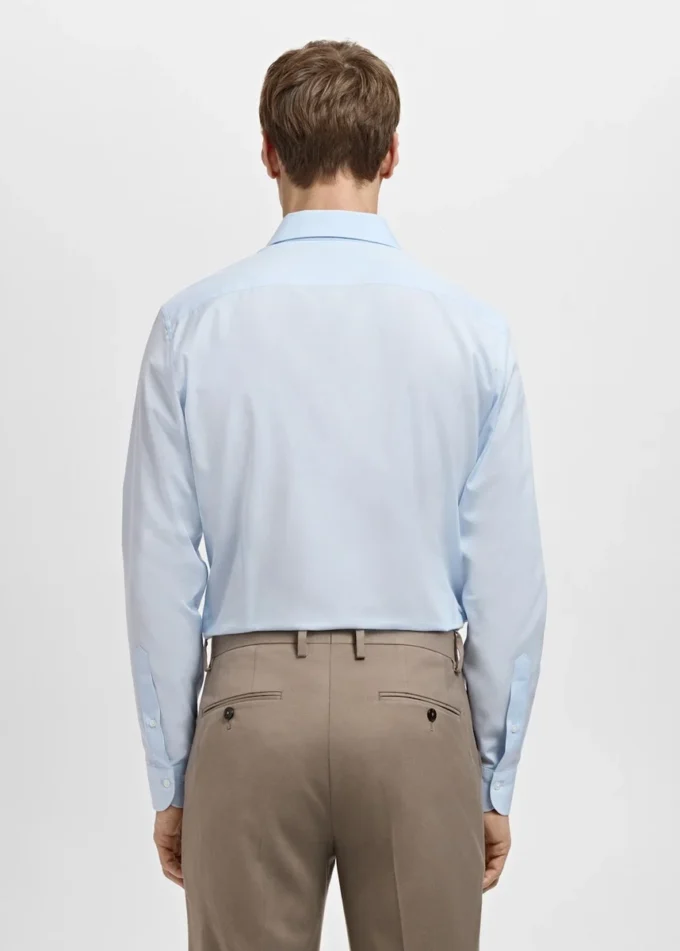 Camicia slim fit in popeline di cotone Camicia slim fit in popeline di cotone