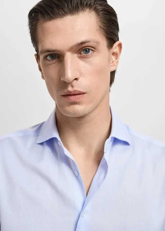 Camicia slim fit in twill con micro stampa Camicia slim fit in twill con micro stampa