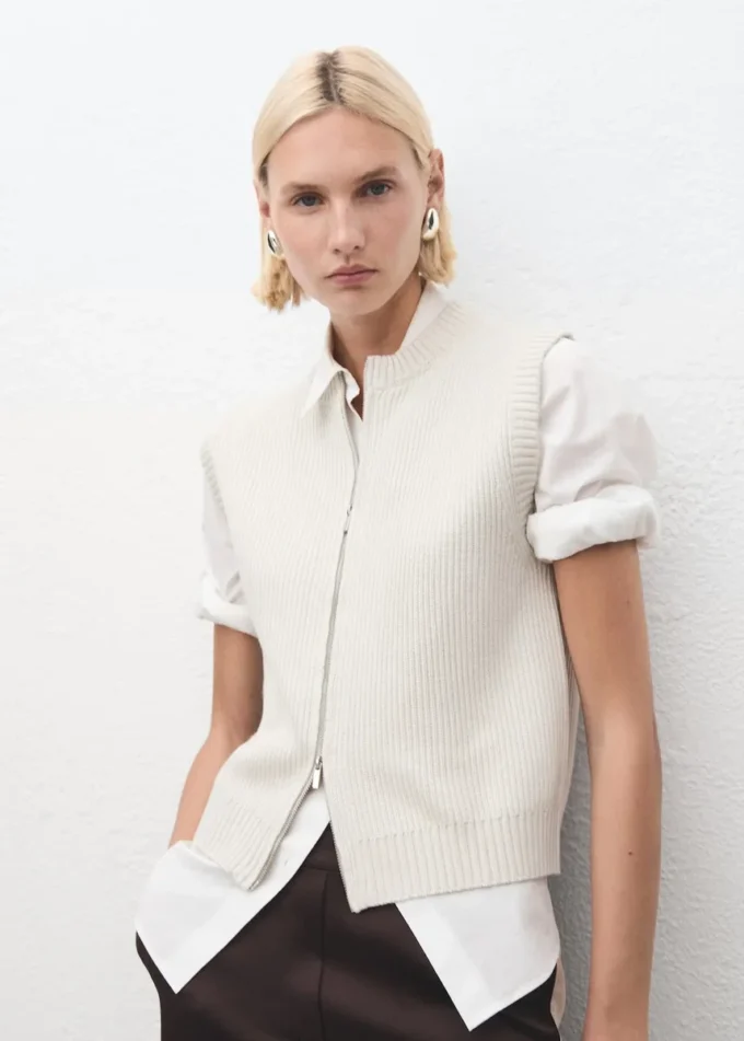 Canotta in maglia con zip Canotta in maglia con zip