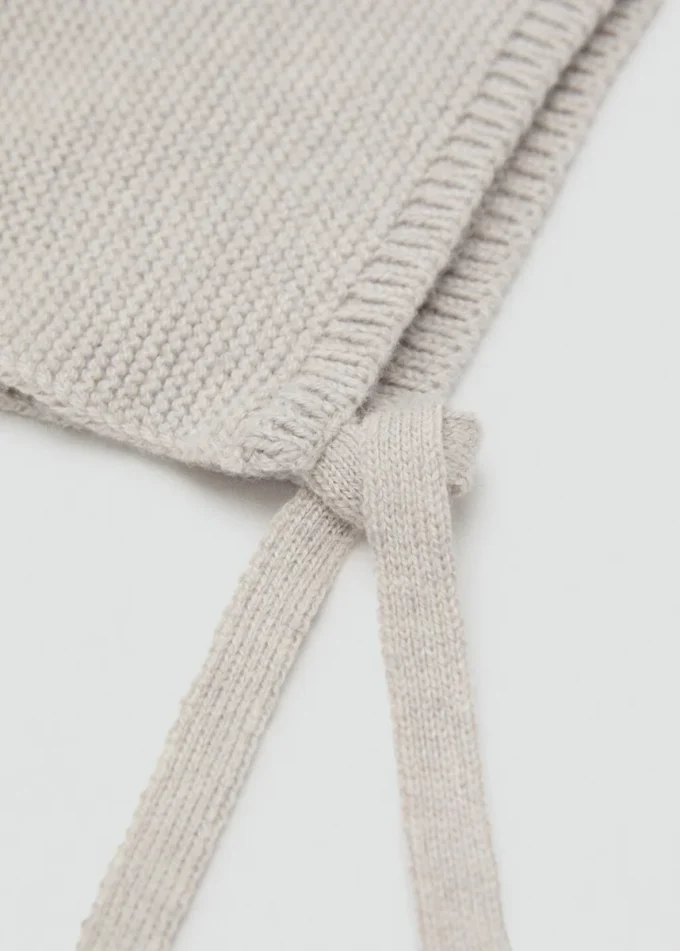 Cappellino in maglia