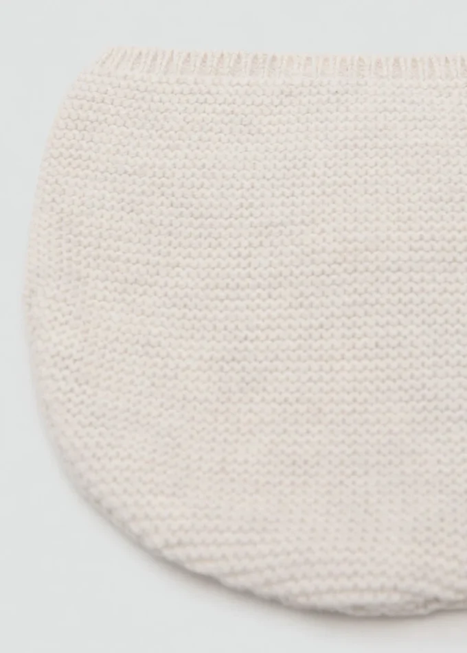 Cappellino in maglia