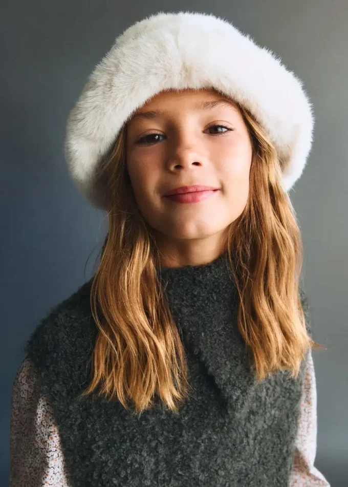 Cappello a secchiello effetto pelliccia Cappello a secchiello effetto pelliccia
