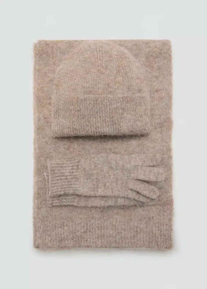 Cappello in maglia a coste Cappello in maglia a coste