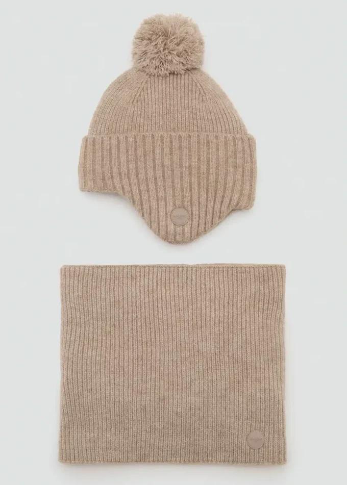 Sciarpa lavorata a maglia Sciarpa lavorata a maglia