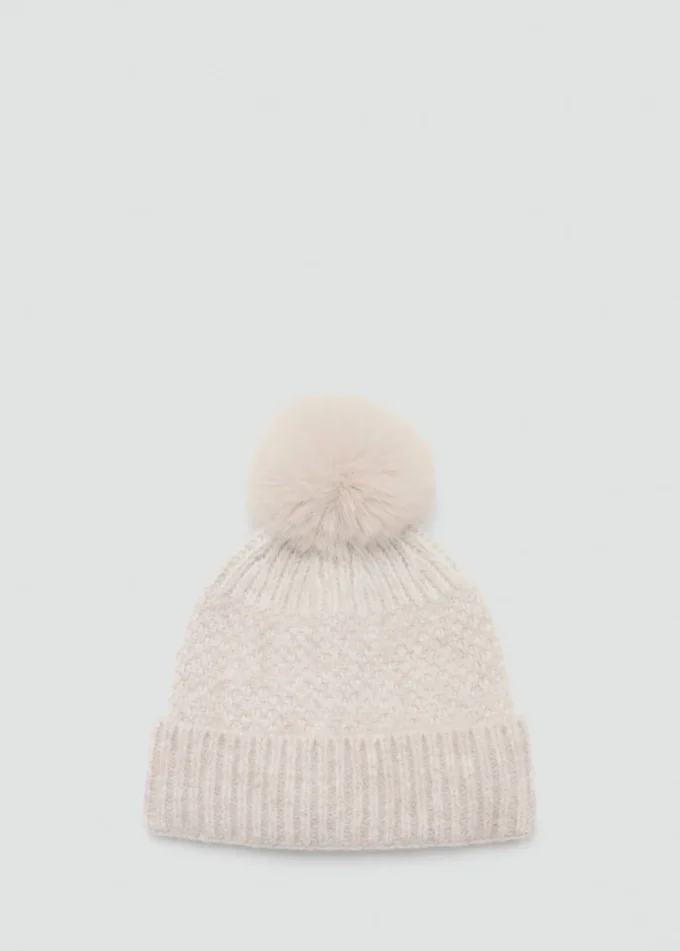 Cappello lavorato a maglia con pompon Cappello lavorato a maglia con pompon