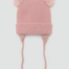Cappello lavorato a maglia con pompon