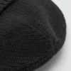 Cappello lavorato a maglia con risvolto Cappello lavorato a maglia con risvolto