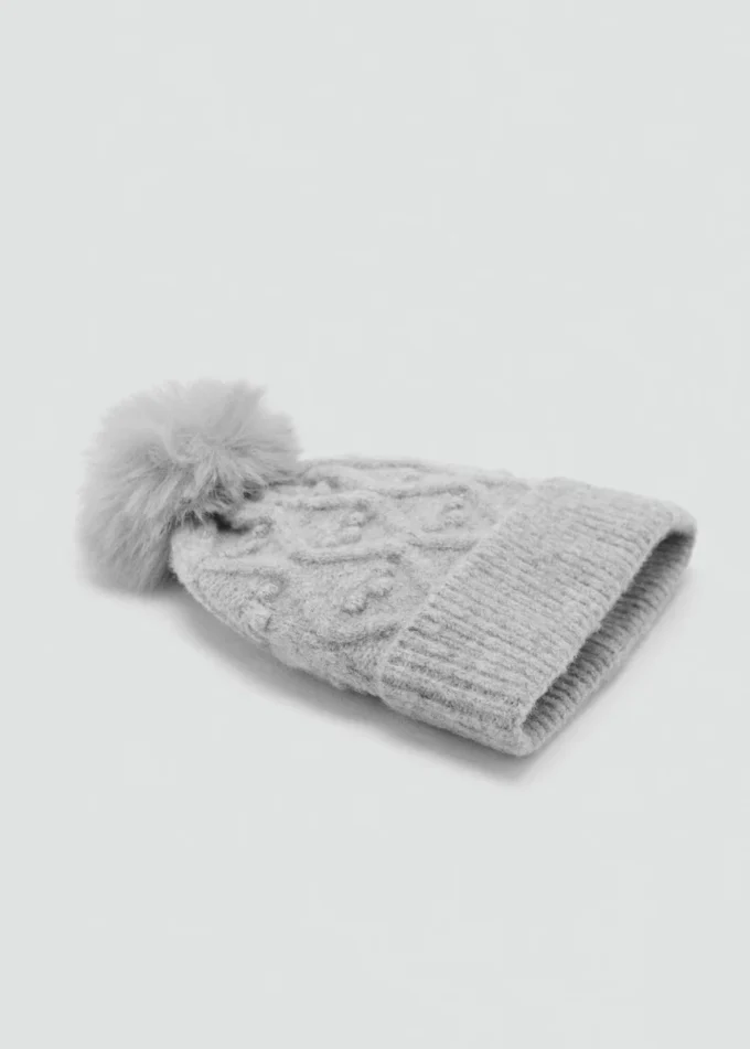 Cappello testurizzato con pompon
