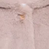 Cappotto con cappuccio effetto pelliccia Cappotto con cappuccio effetto pelliccia