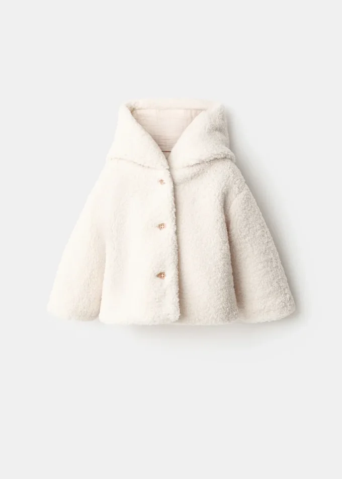 Cappotto con cappuccio effetto shearling Cappotto con cappuccio effetto shearling