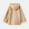 Cappotto con cappuccio effetto shearling
