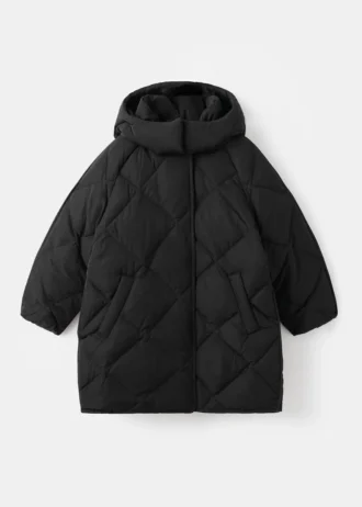 Cappotto con cappuccio in piuma