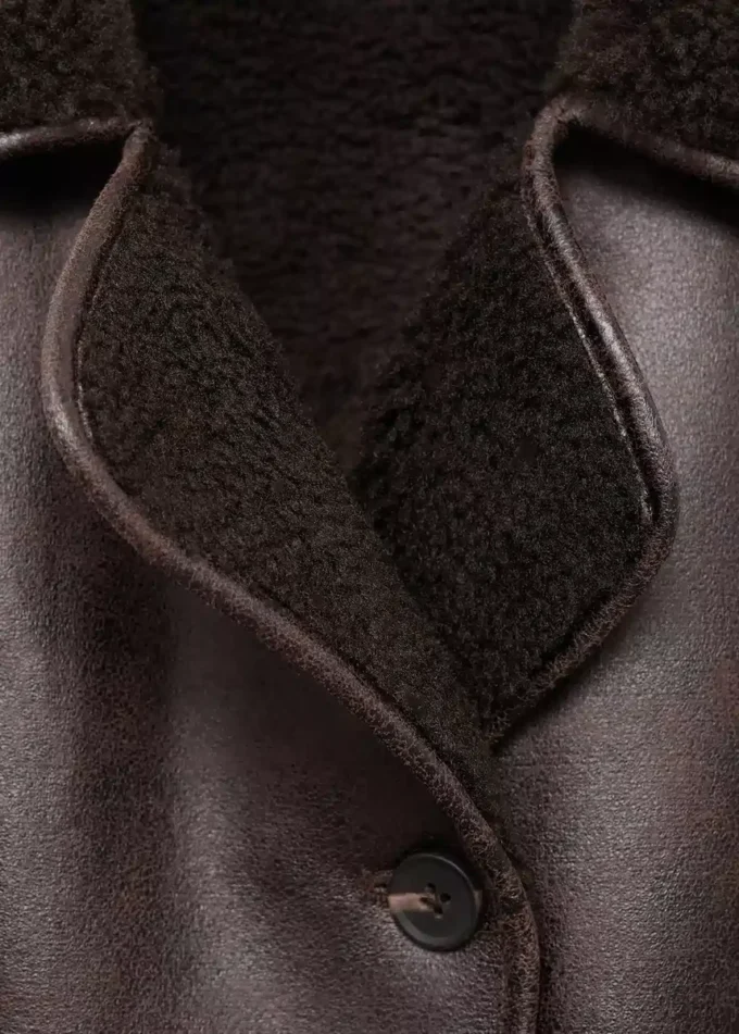 Cappotto con fodera effetto pelliccia Cappotto con fodera effetto pelliccia