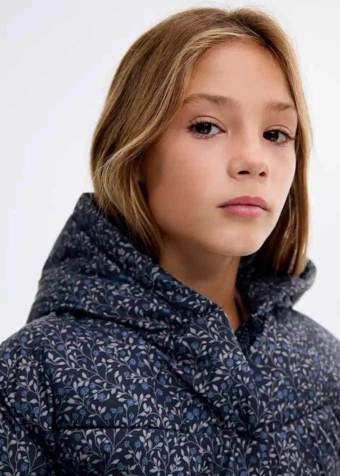 Cappotto con stampa floreale Cappotto con stampa floreale