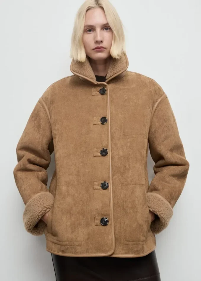 Cappotto effetto pelle in finta pelle shearling Cappotto effetto pelle in finta pelle shearling