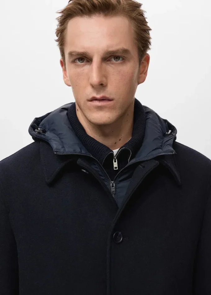 Cappotto in lana con cappuccio staccabile