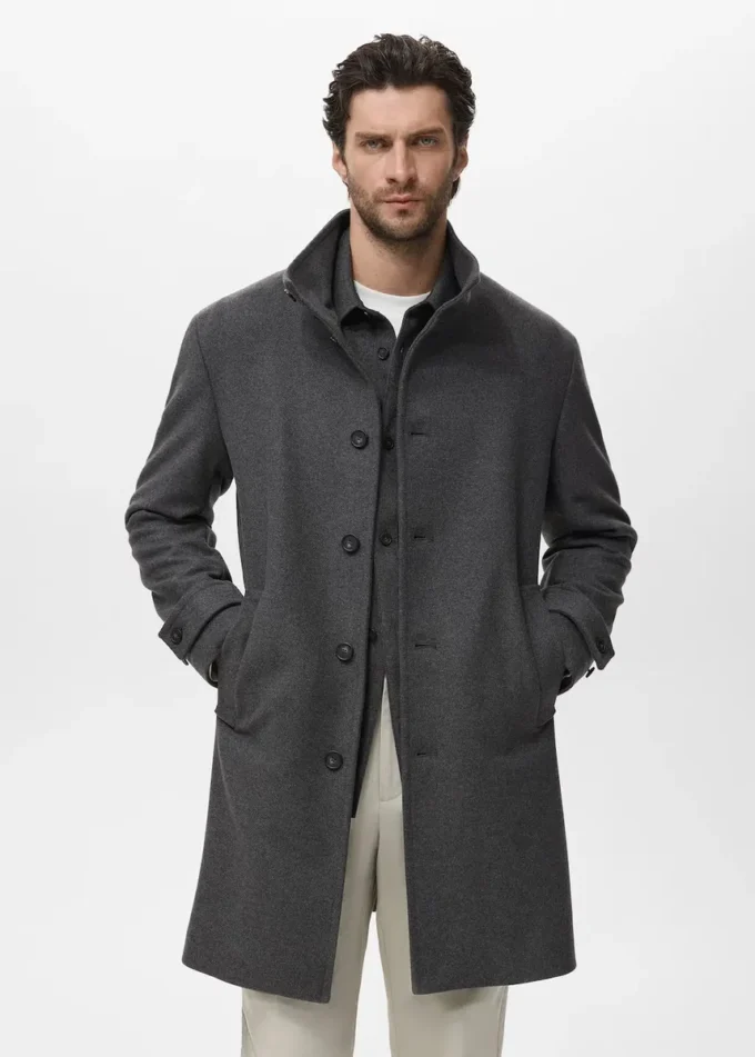 Cappotto in lana con collo a imbuto Cappotto in lana con collo a imbuto