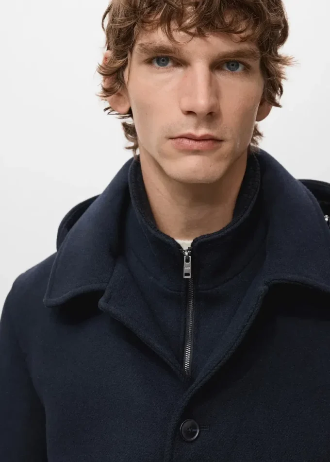 Cappotto in lana con collo interno staccabile Cappotto in lana con collo interno staccabile