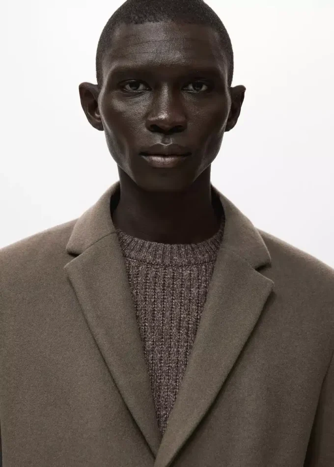 Cappotto in lana con collo interno staccabile Cappotto in lana con collo interno staccabile