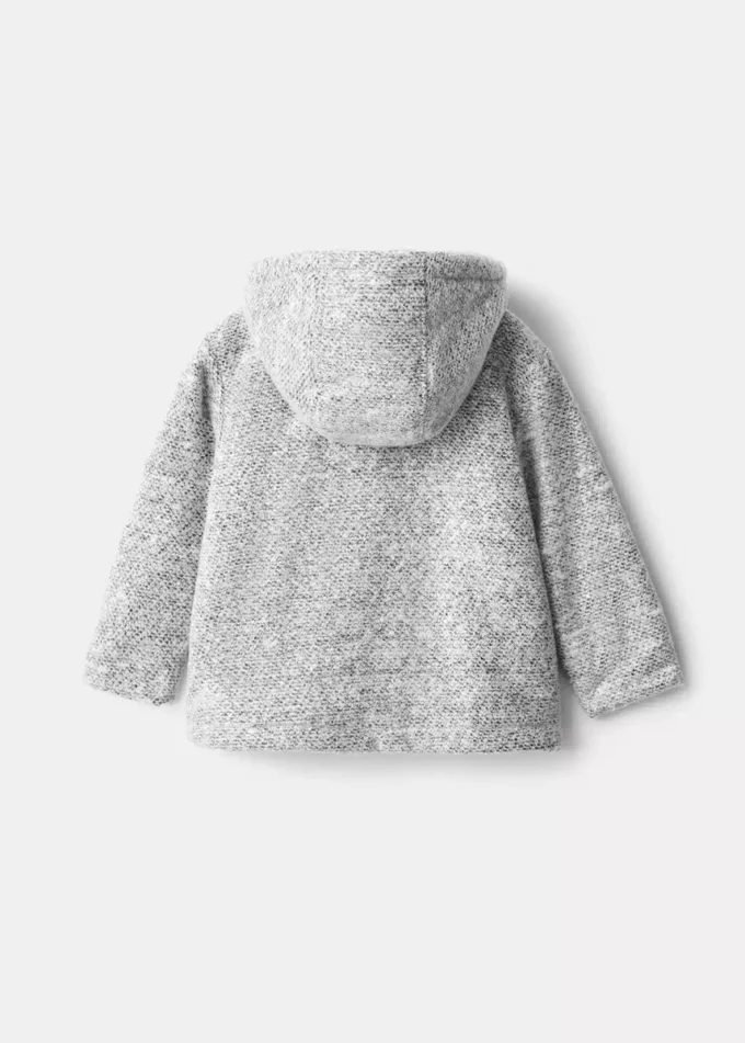 Cappotto in maglia con cappuccio Cappotto in maglia con cappuccio