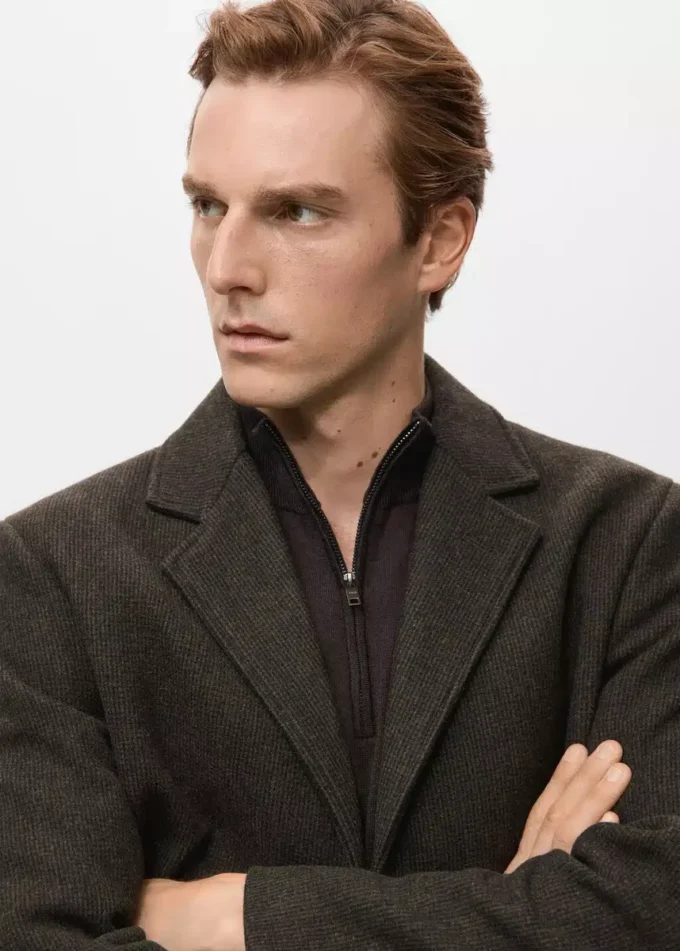 Cappotto leggero in lana riciclata Cappotto leggero in lana riciclata